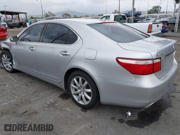 2008 Lexus LS 460 with VIN JTHBL46F185068226, listed as a IAAI auction lot 42068711 with 211,526 mi miles and . Bid and sale history available at DreamBid. Image 3.