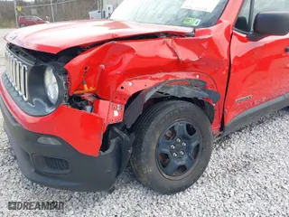 2017 Jeep Renegade Sport with VIN ZACCJAAB4HPF48038, listed as a IAAI auction lot 41803145 with 104,752 mi miles. Bid and sale history available at carsss.com. Image 6.
