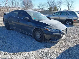 2020 Nissan Sentra S z VIN 3N1AB8BV7LY271155, wystawiony jako IAAI lot #41334531 z przebiegiem 113 951 mil mil oraz . Historia ofert i sprzedaży dostępna na DreamBid. Obrazek 1.