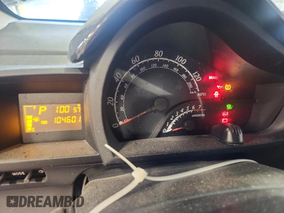 2012 Scion iQ z VIN JTNJJXB04CJ012587, wystawiony jako Copart lot #58191845 z przebiegiem 104 601 mil mil oraz Szkoda całkowita • Salvage title. Historia ofert i sprzedaży dostępna na DreamBid. Obrazek 9.