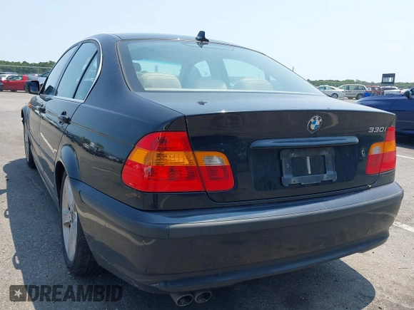 2005 BMW 3 Series 330i с VIN WBAEV53435KM40855, выставлен на аукционе IAAI как лот 42344505 с пробегом 120 060 миль миль и . История ставок и продаж доступна на DreamBid. Изображение 3.