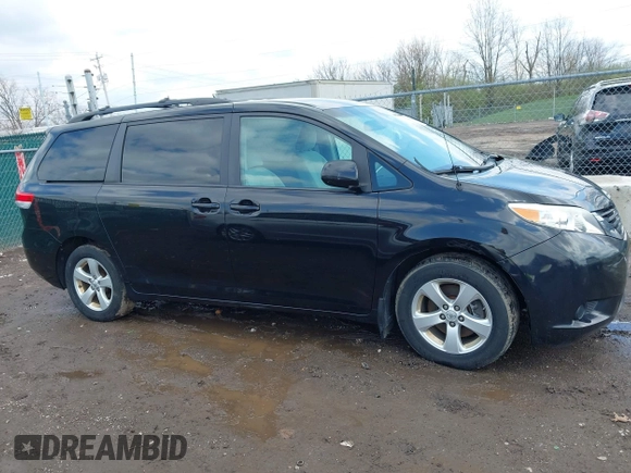 2013 Toyota Sienna LE AAS with VIN 5TDKK3DC8DS401419, listed as a IAAI auction lot 42007146 with 182,651 mi miles. Bid and sale history available at carsss.com. Image 13.