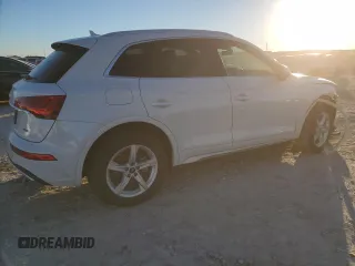 2022 Audi Q5 Premium with VIN WA1ABAFY4N2125090, listed as a Copart auction lot 81698654 with 20,388 mi miles and Salvage title. Bid and sale history available at DreamBid. Image 3.