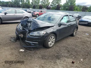 2019 Volkswagen Golf S z VIN 3VWG57AUXKM031294, wystawiony jako Copart lot #64184725 z przebiegiem 84 145 mil mil oraz Szkoda całkowita • Salvage title. Historia ofert i sprzedaży dostępna na DreamBid. Obrazek 1.