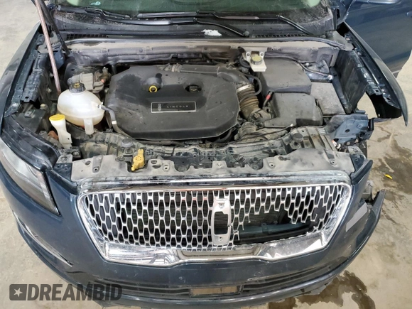 2019 Lincoln MKC Standard with VIN 5LMCJ1D93KUL46542, listed as a Copart auction lot 84537734 with 94,603 mi miles and Salvage Title. Bid and sale history available at DreamBid. Image 12.