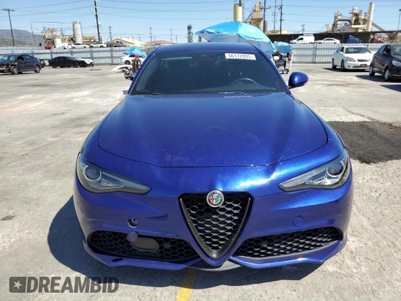 2022 Alfa Romeo Giulia with VIN ZARFAMAN6N7655650, listed as a Copart auction lot 56172805 with 28,619 mi miles and Salvage title. Bid and sale history available at DreamBid. Image 5.
