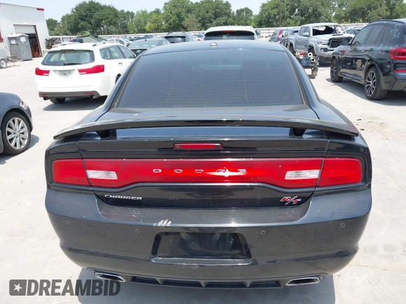 2014 Dodge Charger RT z VIN 2C3CDXCT4EH337763, wystawiony jako IAAI lot #42281217 z przebiegiem 121 653 mil mil oraz . Historia ofert i sprzedaży dostępna na DreamBid. Obrazek 16.