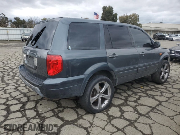 2005 Honda Pilot LX with VIN 2HKYF18155H525957, listed as a Copart auction lot 43411845 with Not provided miles and Salvage title. Bid and sale history available at DreamBid. Image 3.