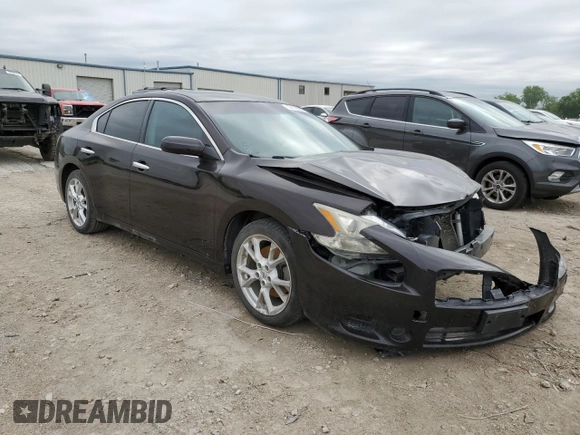 2012 Nissan Maxima SV z VIN 1N4AA5AP8CC800600, wystawiony jako Copart lot #55116325 z przebiegiem 158 035 mil mil oraz Szkoda całkowita • Salvage title. Historia ofert i sprzedaży dostępna na DreamBid. Obrazek 4.