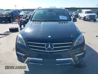 2014 Mercedes-Benz M with VIN 4JGDA5HB9EA351147, listed as a IAAI auction lot 41364737 with 106,723 mi miles. Bid and sale history available at carsss.com. Image 13.