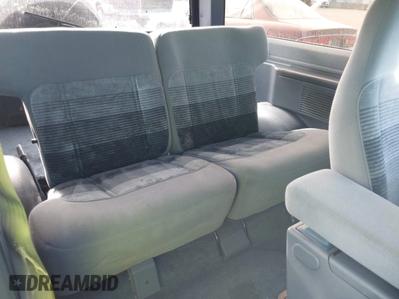1989 Ford Bronco z VIN 1FMCU14T7KUB49671, wystawiony jako IAAI lot #42404266 z przebiegiem 22 883 mil mil oraz . Historia ofert i sprzedaży dostępna na DreamBid. Obrazek 8.