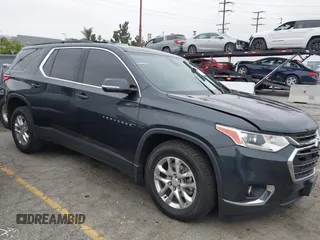 2020 Chevrolet Traverse LT Cloth with VIN 1GNERGKWXLJ320261, listed as a IAAI auction lot 42094336 with 51,063 mi miles. Bid and sale history available at carsss.com. Image 14.