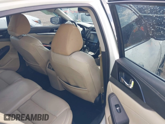2018 Nissan Maxima SV z VIN 1N4AA6AP0JC380088, wystawiony jako IAAI lot #42221238 z przebiegiem 212 634 mil mil oraz . Historia ofert i sprzedaży dostępna na DreamBid. Obrazek 8.