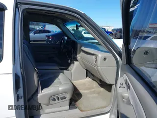 2001 Chevrolet Silverado 1500 LT with VIN 1GCEC19T01Z152616, listed as a IAAI auction lot 41454877 with 208,347 mi miles. Bid and sale history available at carsss.com. Image 5.