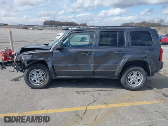 2016 Jeep Patriot Sport with VIN 1C4NJRBB0GD669121, listed as a IAAI auction lot 41947932 with 212,040 mi miles and . Bid and sale history available at carsss.com. Image 14.