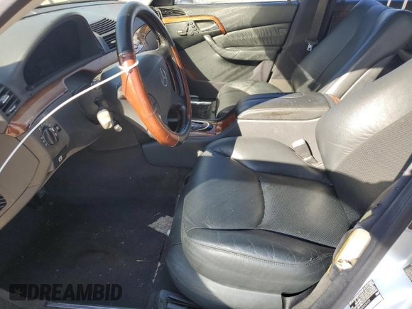 2004 Mercedes-Benz S-Class 4.3L with VIN WDBNG83J24A424430, listed as a Copart auction lot 76927414 with 221,560 mi miles and Salvage Title. Bid and sale history available at carsss.com. Image 7.