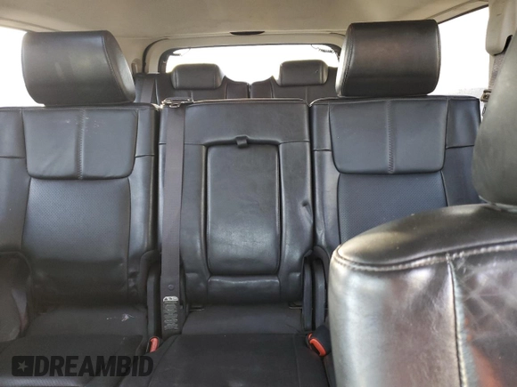 2010 Jeep Commander Limited with VIN 1J4RG5GT6AC113462, listed as a Copart auction lot 82400044 with 189,168 mi miles and Salvage title. Bid and sale history available at DreamBid. Image 10.