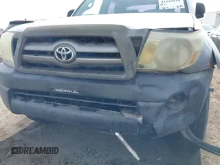 2010 Toyota Tacoma PreRunner z VIN 5TEJU4GN0AZ730557, wystawiony jako IAAI lot #41642019 z przebiegiem 196 355 mil mil oraz . Historia ofert i sprzedaży dostępna na DreamBid. Obrazek 21.