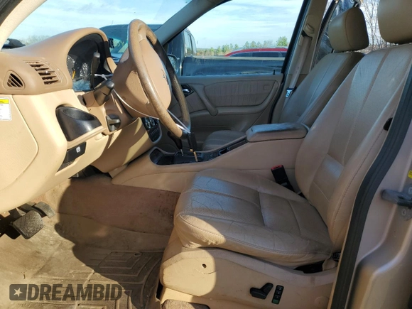 2005 Mercedes-Benz M 500 z VIN 4JGAB75E65A531504, wystawiony jako Copart lot #79095264 z przebiegiem 172 278 mil mil oraz Szkoda całkowita • Salvage title. Historia ofert i sprzedaży dostępna na DreamBid. Obrazek 7.