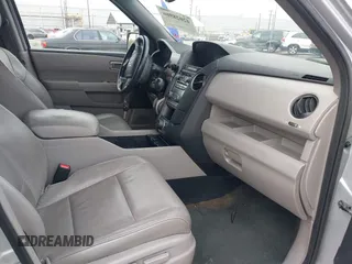 2015 Honda Pilot EX-L with VIN 5FNYF3H68FB001256, listed as a IAAI auction lot 42028966 with 277,927 mi miles and . Bid and sale history available at carsss.com. Image 5.