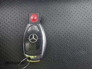 2010 Mercedes-Benz GLK with VIN WDCGG8HB0AF321592, listed as a IAAI auction lot 42114612 with 156,099 mi miles. Bid and sale history available at carsss.com. Image 11.