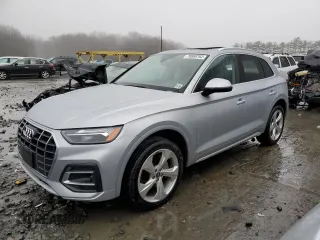 2021 Audi Q5 Premium Plus with VIN WA1BAAFY5M2098004, listed as a Copart auction lot 70068762 with 10,336 mi miles. Bid and sale history available at carsss.com. Image 1.