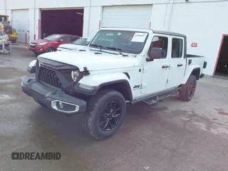 2023 Jeep Gladiator Sport с VIN 1C6HJTAG2PL504790, выставлен на аукционе IAAI как лот 42096857 с пробегом 51 741 миль миль и . История ставок и продаж доступна на DreamBid. Изображение 17.