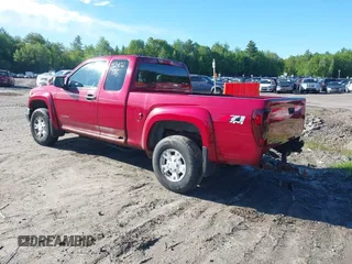 2005 Chevrolet Colorado LS Z71 z VIN 1GCDT196658191194, wystawiony jako IAAI lot #42402776 z przebiegiem 153 113 mil mil oraz . Historia ofert i sprzedaży dostępna na DreamBid. Obrazek 3.