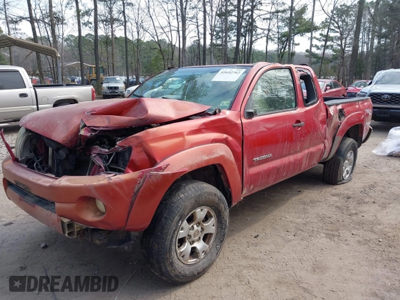 2006 Toyota Tacoma PreRunner with VIN 5TETU62N96Z154826, listed as a IAAI auction lot 41652762 with 418,565 mi miles. Bid and sale history available at carsss.com. Image 2.