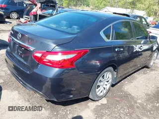 2016 Nissan Altima S with VIN 1N4AL3AP4GN374381, listed as a IAAI auction lot 41984104 with 160,188 mi miles and . Bid and sale history available at carsss.com. Image 4.