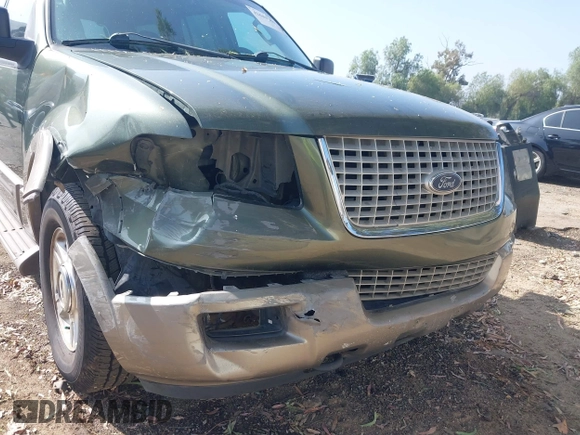 2003 Ford Expedition Eddie Bauer with VIN 1FMPU17L03LC04711, listed as a IAAI auction lot 42641380 with 197,987 mi miles and . Bid and sale history available at DreamBid. Image 6.