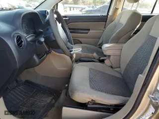 2010 Jeep Compass North Edition with VIN 1J4NT4FB5AD570092, listed as a Copart auction lot 45122905 with 262,800 mi miles and Salvage Title. Bid and sale history available at carsss.com. Image 7.