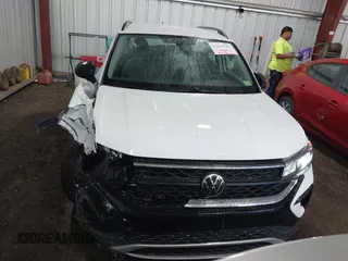 2023 Volkswagen Taos S z VIN 3VVCX7B22PM307548, wystawiony jako IAAI lot #42139747 z przebiegiem 34 299 mil mil oraz . Historia ofert i sprzedaży dostępna na DreamBid. Obrazek 12.
