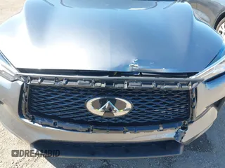 2021 Infiniti QX50 Luxe z VIN 3PCAJ5BA2MF111323, wystawiony jako IAAI lot #42218711 z przebiegiem 27 864 mil mil oraz . Historia ofert i sprzedaży dostępna na DreamBid. Obrazek 6.