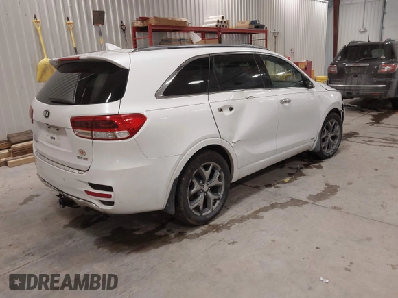 2018 Kia Sorento SX with VIN 5XYPKDA58JG414522, listed as a IAAI auction lot 41548855 with 157,725 mi miles and . Bid and sale history available at carsss.com. Image 4.