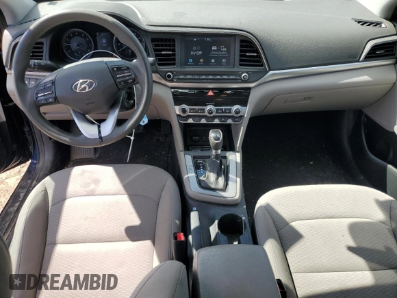 2020 Hyundai Elantra SEL z VIN 5NPD84LF8LH563080, wystawiony jako Copart lot #50217035 z przebiegiem 59 805 mil mil oraz Czysty tytuł • Clean title. Historia ofert i sprzedaży dostępna na DreamBid. Obrazek 8.