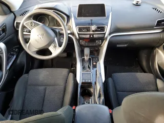 2020 Mitsubishi Eclipse Cross LE z VIN JA4AS4AAXLZ008145, wystawiony jako Copart lot #78136654 z przebiegiem 40 708 mil mil oraz Szkoda całkowita • Salvage title. Historia ofert i sprzedaży dostępna na DreamBid. Obrazek 8.
