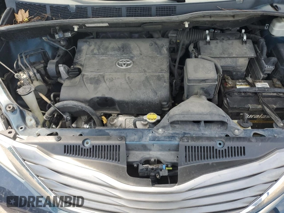 2011 Toyota Sienna XLE AAS с VIN 5TDYK3DCXBS040850, выставлен на аукционе Copart как лот 62155435 с пробегом 220 599 миль миль и Списание • Salvage title. История ставок и продаж доступна на DreamBid. Изображение 12.