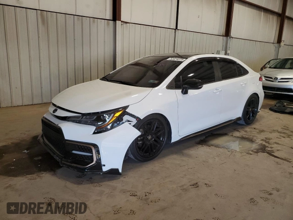 2021 Toyota Corolla SE with VIN 5YFM4MCE6MP076791, listed as a Copart auction lot 52024225 with 24,895 mi miles and Salvage Title. Bid and sale history available at carsss.com. Image 1.