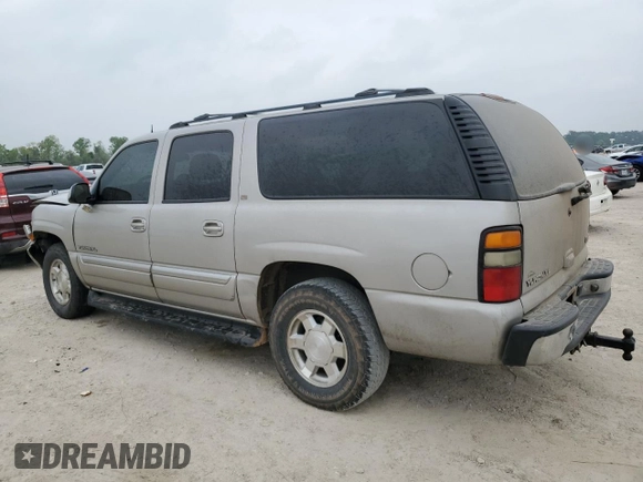 2005 GMC Yukon XL SLT with VIN 1GKEC16Z45J217761, listed as a Copart auction lot 51290375 with 204,236 mi miles and Salvage Title. Bid and sale history available at carsss.com. Image 2.