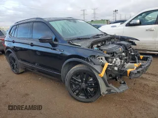 2022 Volkswagen Tiguan SE R-Line Black with VIN 3VV8B7AX2NM148304, listed as a Copart auction lot 81351484 with 46,348 mi miles and Salvage Title. Bid and sale history available at DreamBid. Image 4.