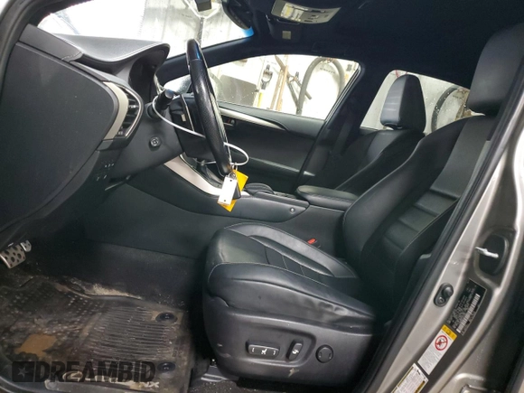 2015 Lexus NX 200t z VIN JTJBARBZ3F2013521, wystawiony jako Copart lot #49869935 z przebiegiem 147 666 mil mil oraz Szkoda całkowita • Salvage title. Historia ofert i sprzedaży dostępna na DreamBid. Obrazek 7.
