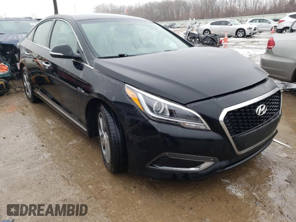 2017 Hyundai Sonata Limited with VIN KMHE34L18HA044628, listed as a Copart auction lot 39342804 with 69,958 mi miles and . Bid and sale history available at DreamBid. Image 4.