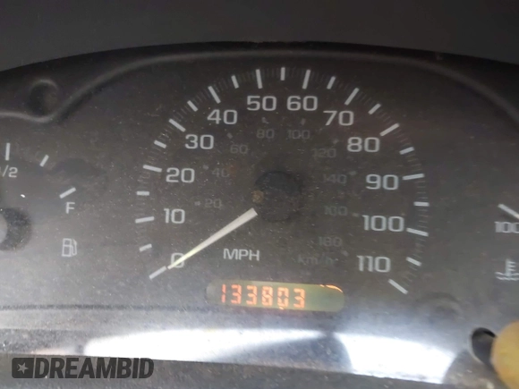2000 Chevrolet Cavalier with VIN 1G1JC1244Y7306244, listed as a IAAI auction lot 42021560 with 133,803 mi miles. Bid and sale history available at carsss.com. Image 7.