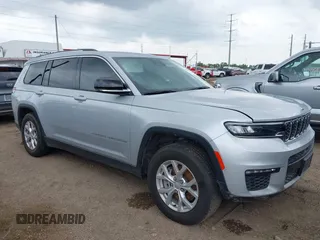 2023 Jeep Grand Cherokee Limited z VIN 1C4RJKBG3P8832504, wystawiony jako IAAI lot #42088057 z przebiegiem 24 674 mil mil oraz . Historia ofert i sprzedaży dostępna na DreamBid. Obrazek 1.