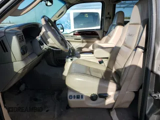 2003 Ford Excursion Limited with VIN 1FMNU43S73EB24882, listed as a Copart auction lot 51680505 with 214,795 mi miles and Salvage Title. Bid and sale history available at DreamBid. Image 7.