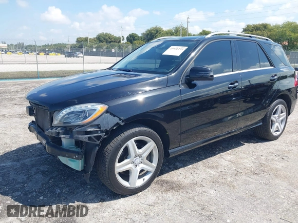 2015 Mercedes-Benz M 400 with VIN 4JGDA5GB4FA559004, listed as a IAAI auction lot 41932299 with 84,749 mi miles and . Bid and sale history available at DreamBid. Image 18.