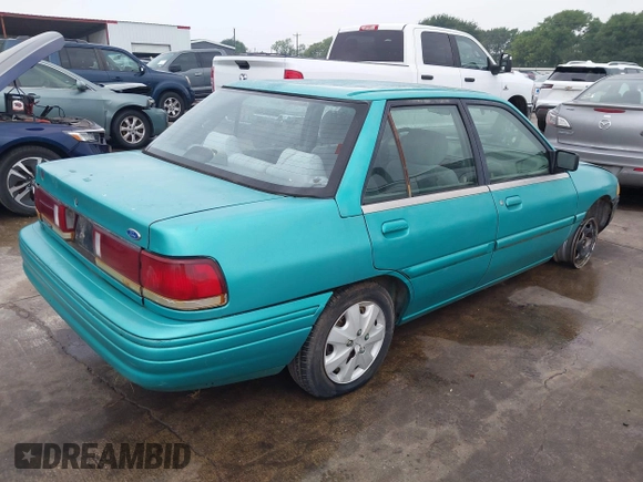 1994 Ford Escort z VIN 3FARP13J0RR121191, wystawiony jako IAAI lot #42202443 z przebiegiem 111 111 mil mil oraz . Historia ofert i sprzedaży dostępna na DreamBid. Obrazek 4.