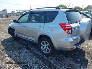 2012 Toyota RAV4 Limited z VIN 2T3DK4DV9CW068404, wystawiony jako IAAI lot #42612322 z przebiegiem 164 862 mil mil oraz . Historia ofert i sprzedaży dostępna na DreamBid. Obrazek 3.