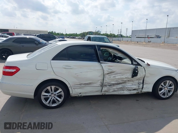2010 Mercedes-Benz E 350 Luxury with VIN WDDHF5GB7AA167060, listed as a IAAI auction lot 42142664 with 118,651 mi miles and . Bid and sale history available at DreamBid. Image 14.